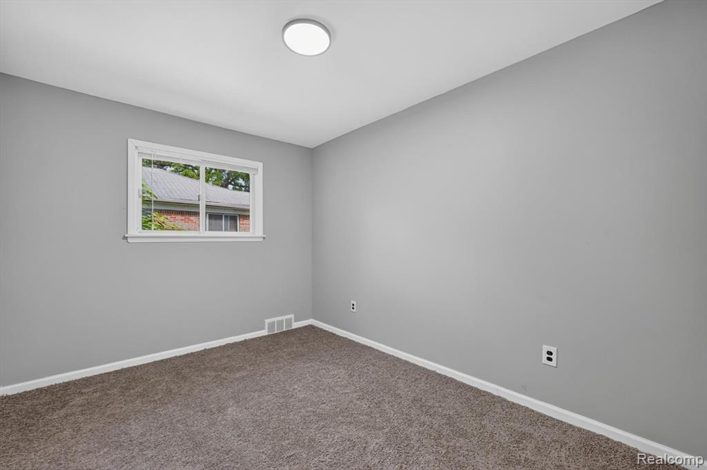 15024 Coram Street, Detroit, MI 48205 — Photo 11