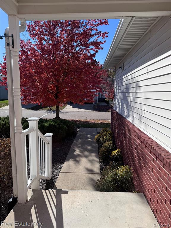 480 Hosta, Howell, MI 48843 — Photo 7
