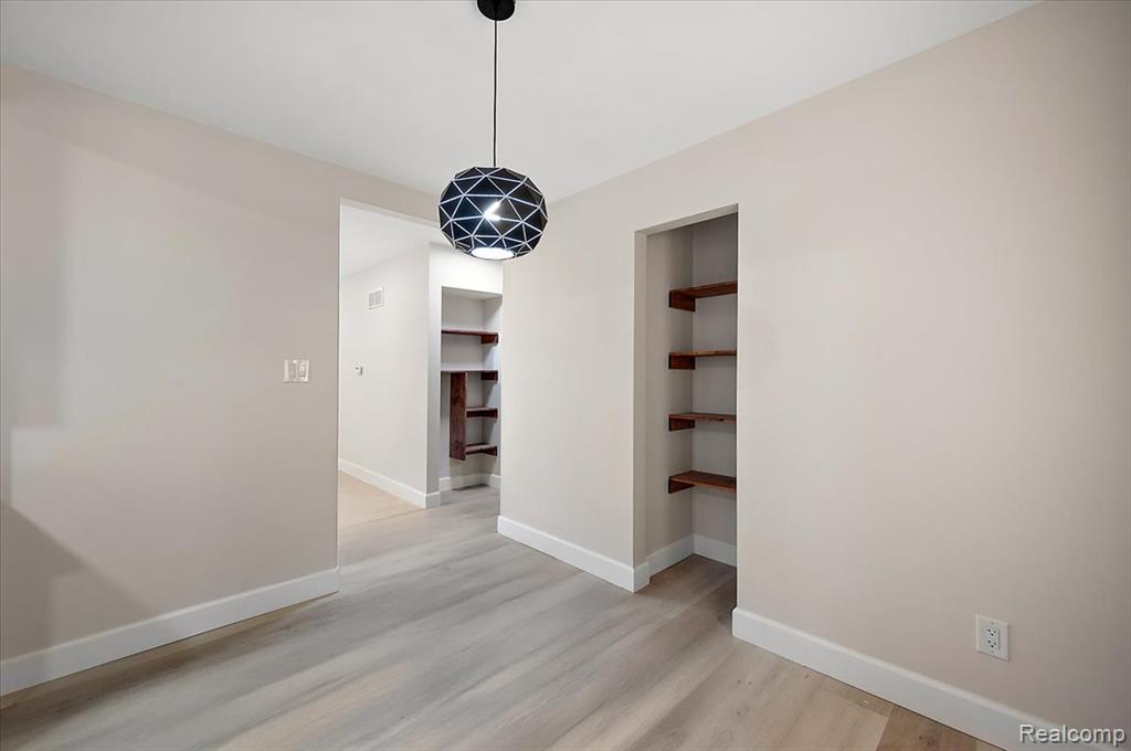 8404 Patton Street, Detroit, MI 48228 — Photo 17