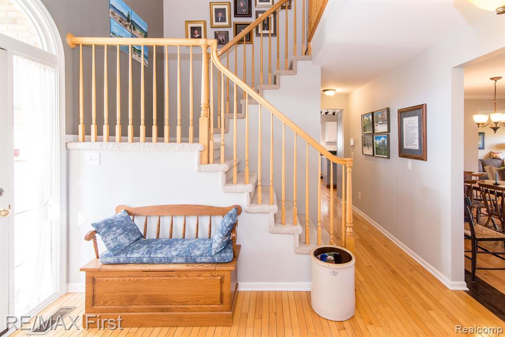 8598 GOLF LANE Drive, Commerce Twp, MI 48382 — Photo 12