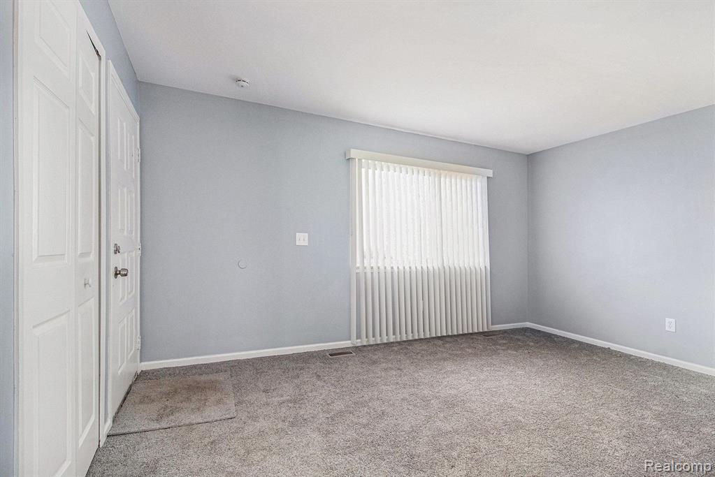 41810 PIERCE Street, Van Buren, MI 48111 — Photo 8