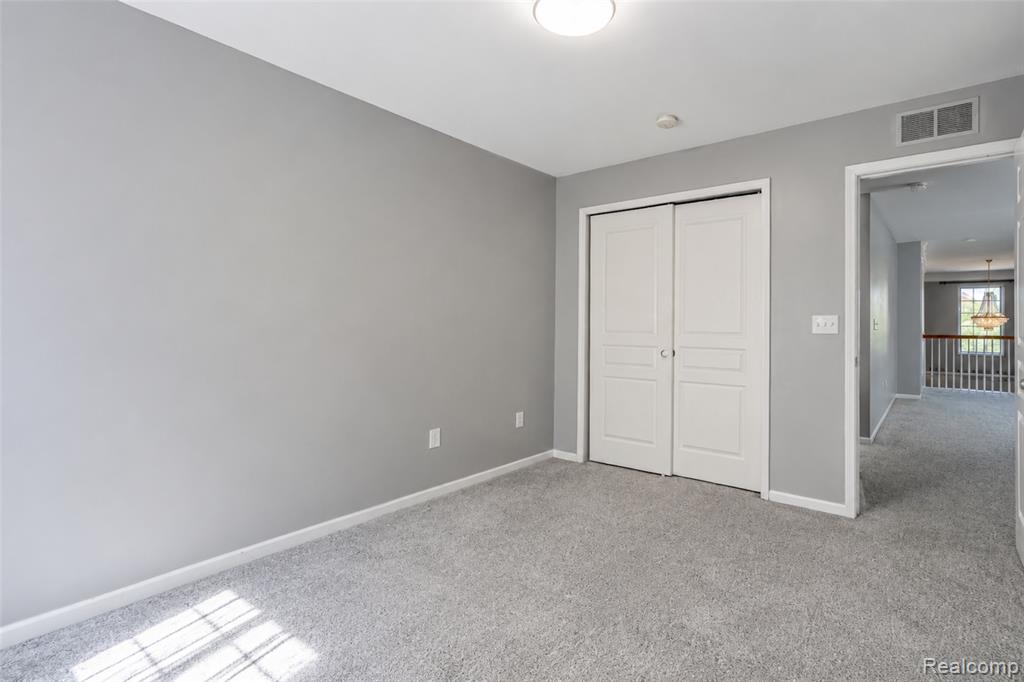 45149 Bartlett Drive, Novi, MI — Photo 34