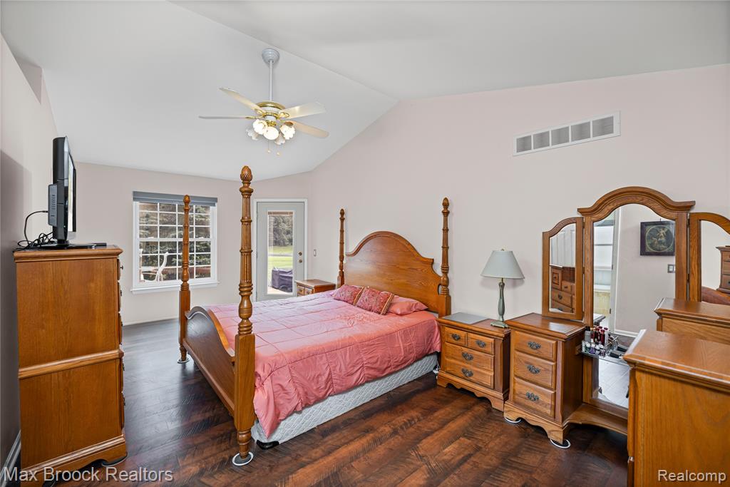 6555 Westphalia, West Bloomfield, MI 48324 — Photo 17