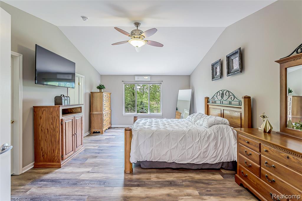 58721 Carriage Lane, South Lyon, MI 48178 — Photo 19
