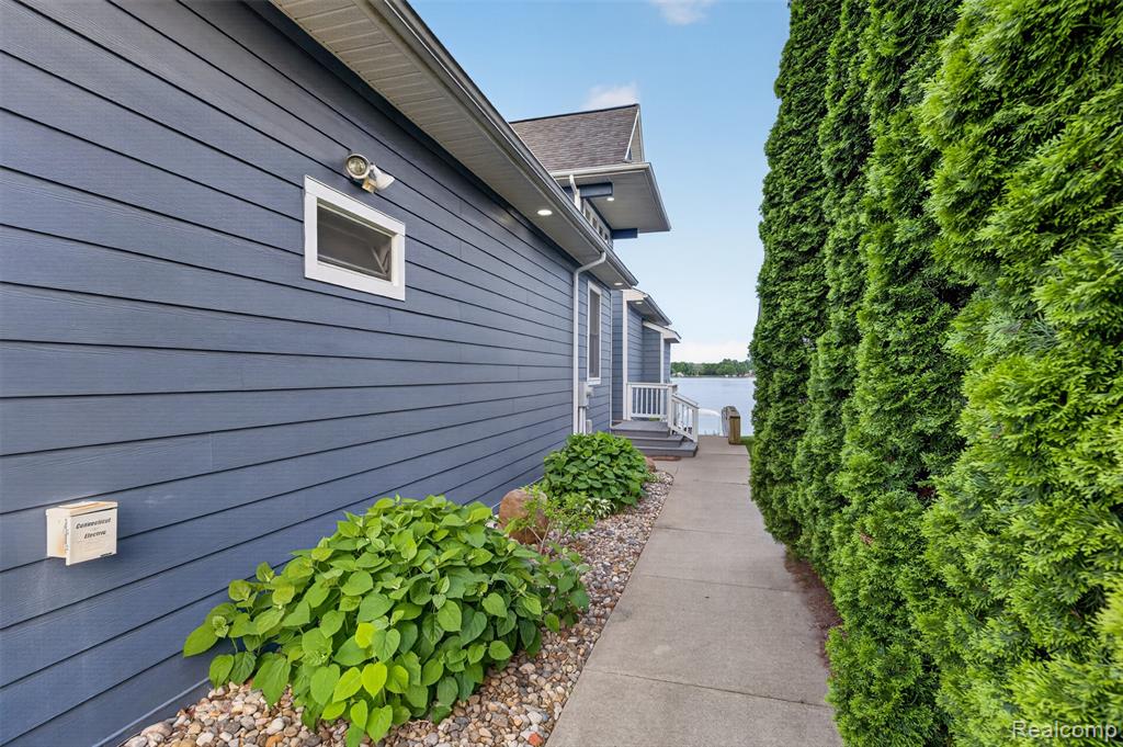 15185 Marl Drive, Linden, MI 48451 — Photo 9