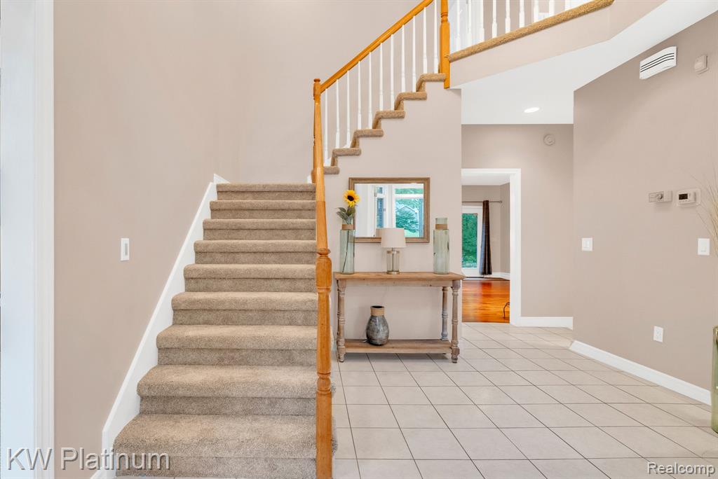 4270 Greenview Circle, Fort Gratiot, MI 48059 — Photo 4