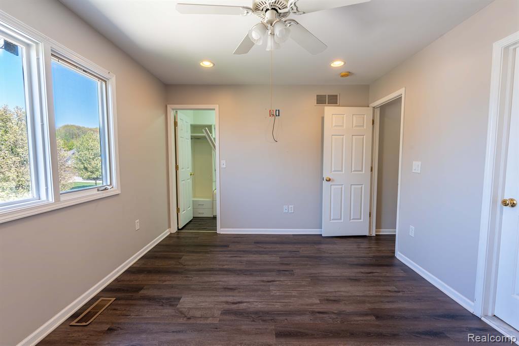 52201 BOLAND Road, Chesterfield, MI 48047 — Photo 31