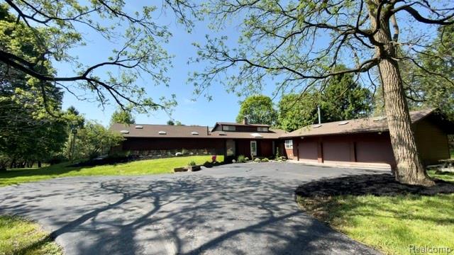 6060 Vreeland Road, Superior, MI 48198 — front exterior