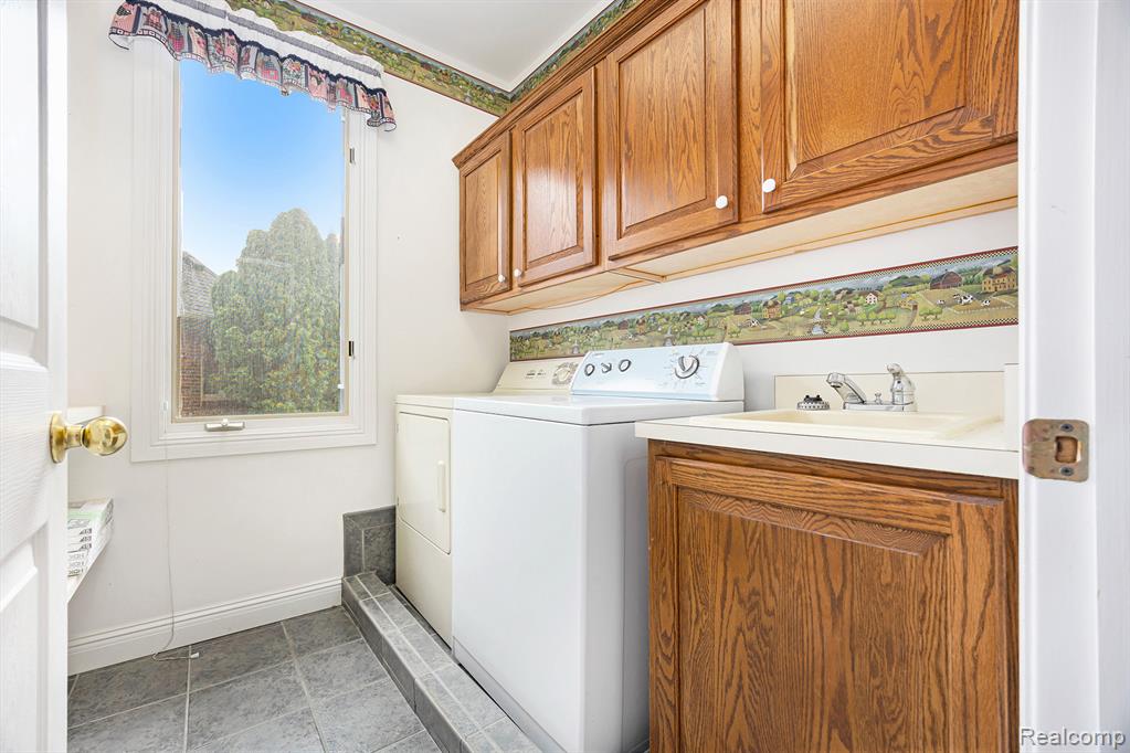 53527 Cherrywood Drive, Shelby Twp, MI 48315 — Photo 28