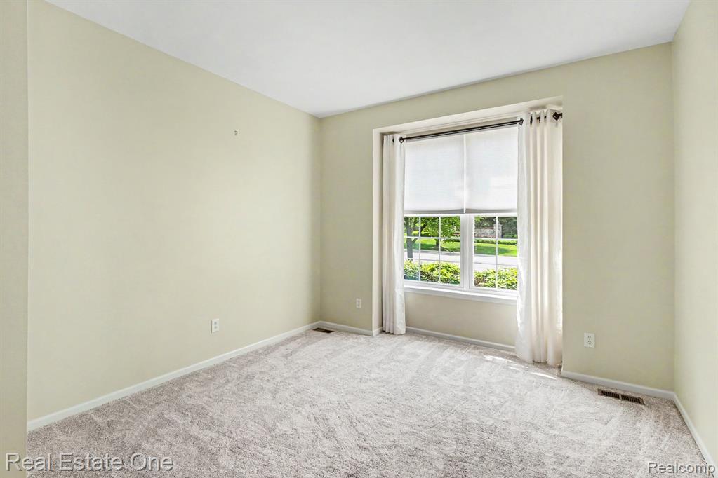 3991 Rainier Drive, 1, Howell, MI 48843 — Photo 15