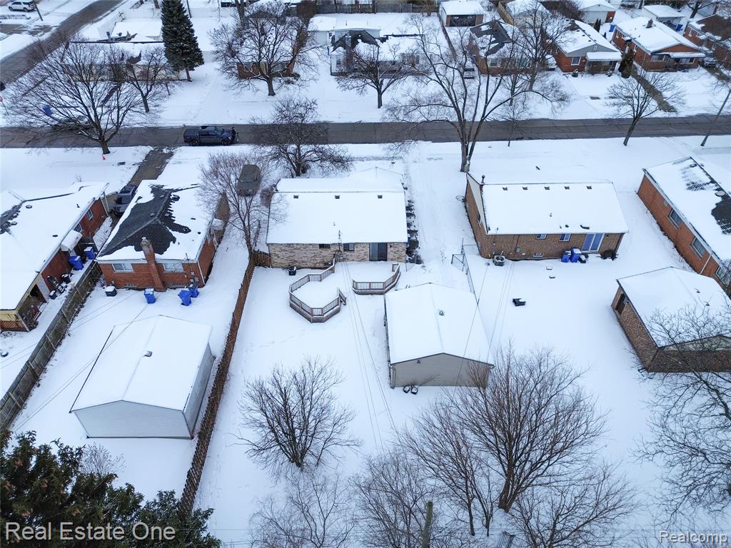 8422 Robindale Avenue, Dearborn Heights, MI 48127 — Photo 34