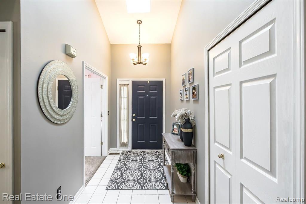 74 Eagle Ridge Road, Lake Orion, MI — Photo 6