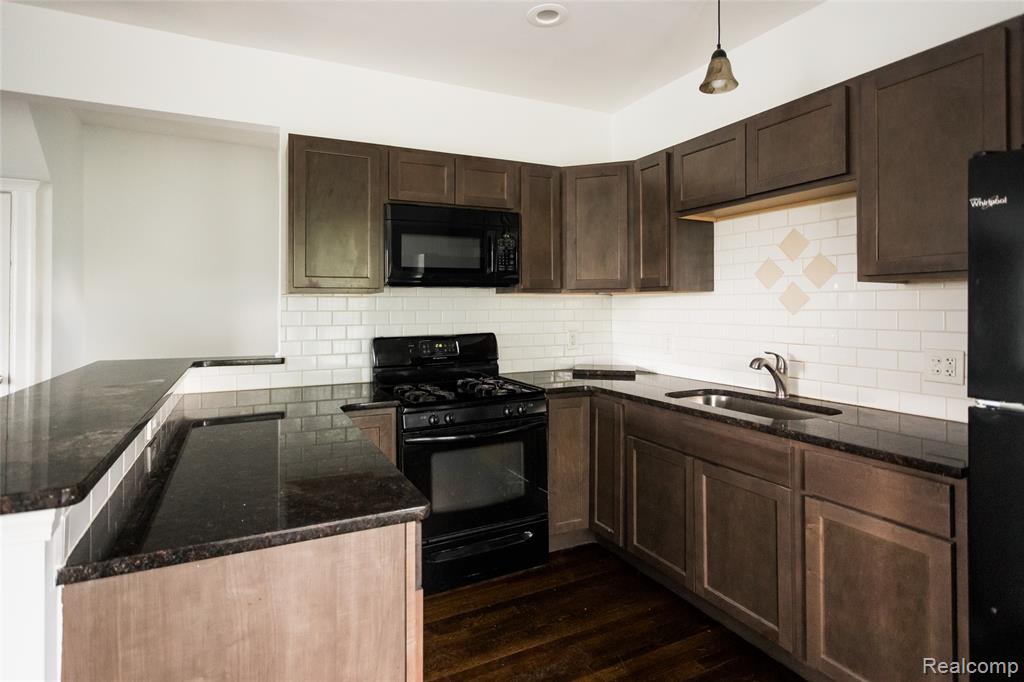 2202/2206 Lothrop Street, Detroit, MI 48206 — Photo 19