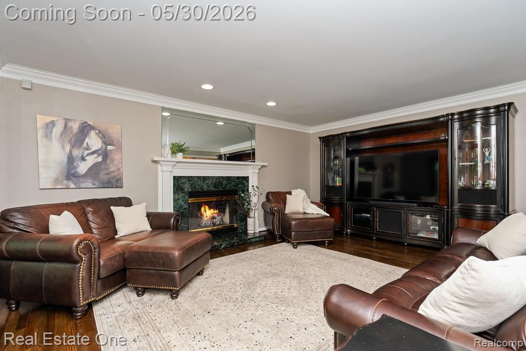 44105 Dunham Court, Clinton Twp, MI 48038 — Photo 14