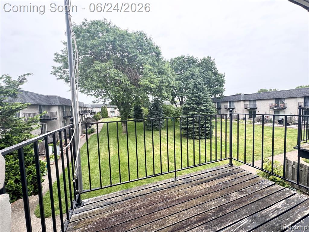 4386 15 Mile Road, 64, Sterling Heights, MI 48310 — Photo 23