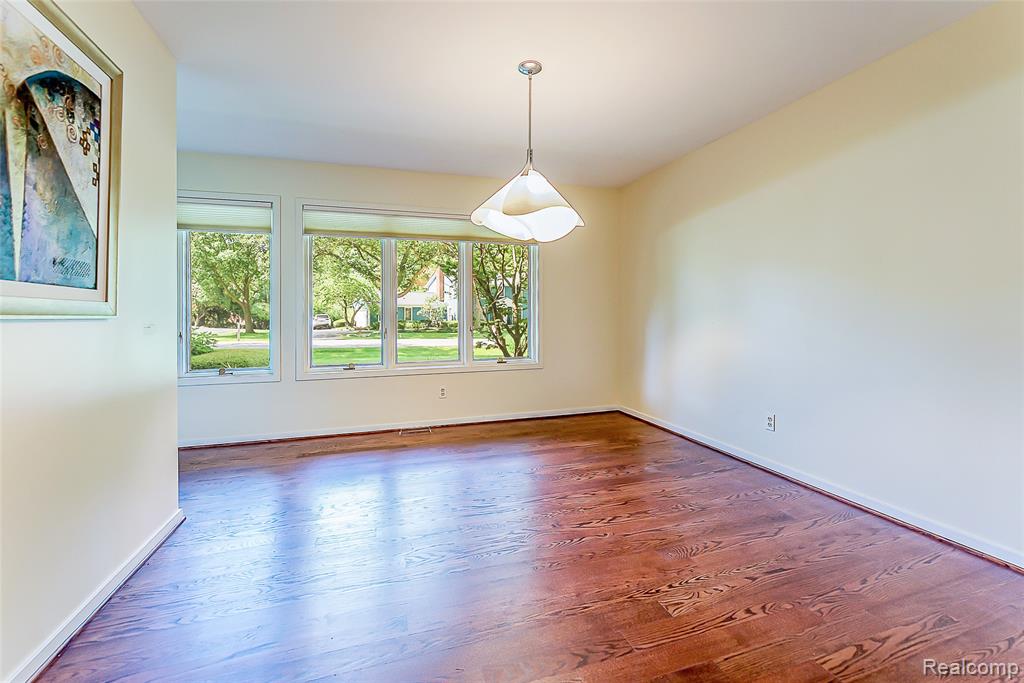 581 Woodway Court, Bloomfield Hills, MI 48302 — Photo 9