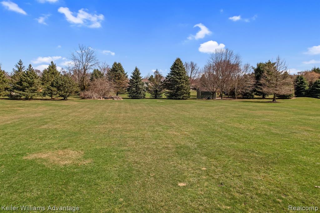 5580 Jeanne Marie Drive, White Lake, MI 48383 — Photo 21