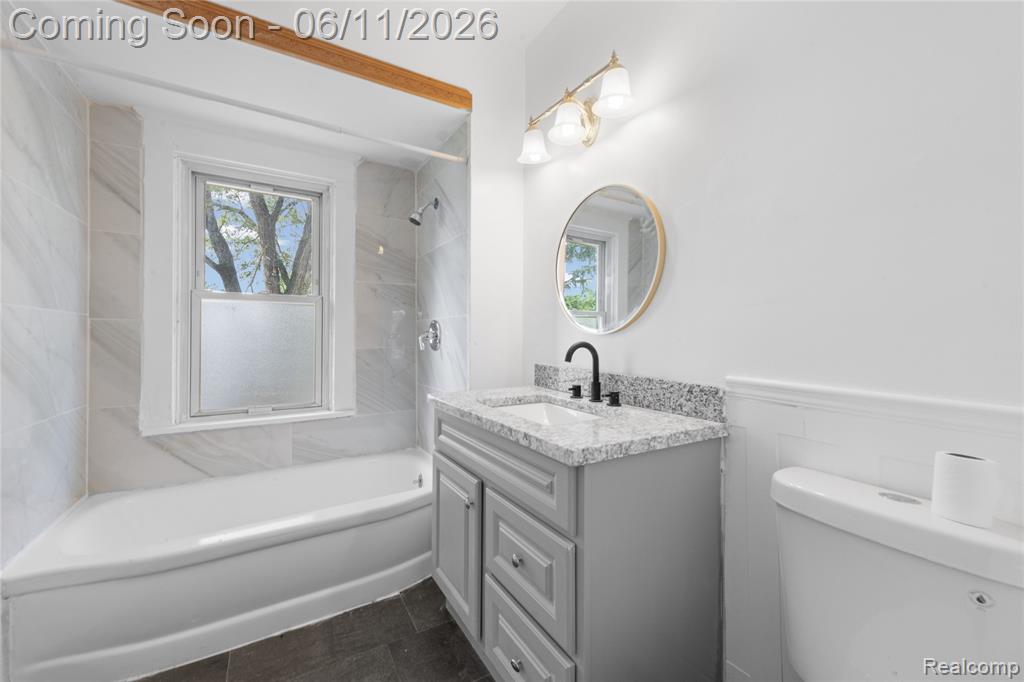 21855 Schoenherr Road, Warren, MI 48089 — Photo 19