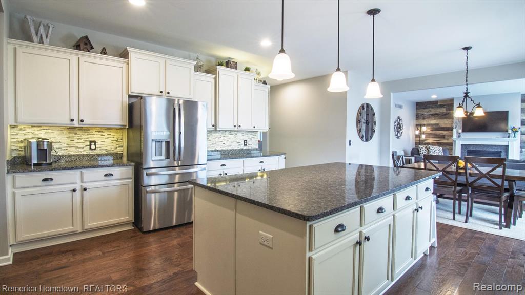49606 E CENTRAL Park, Shelby Twp, MI 48317 — Photo 12