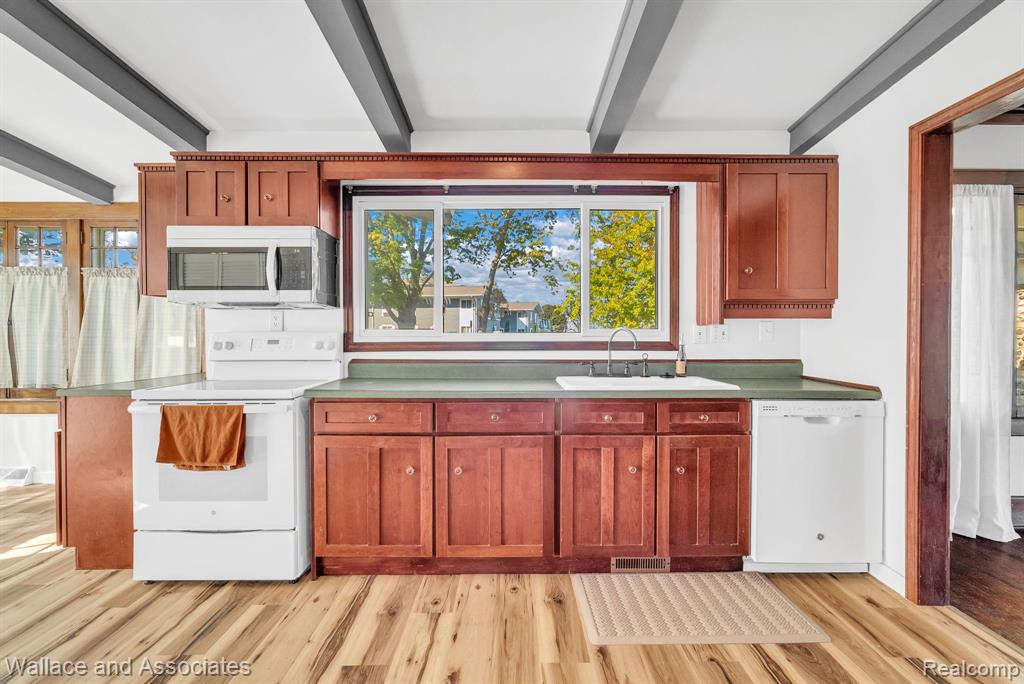 4488 Gratiot Avenue, Port Huron, MI 48060 — Photo 14