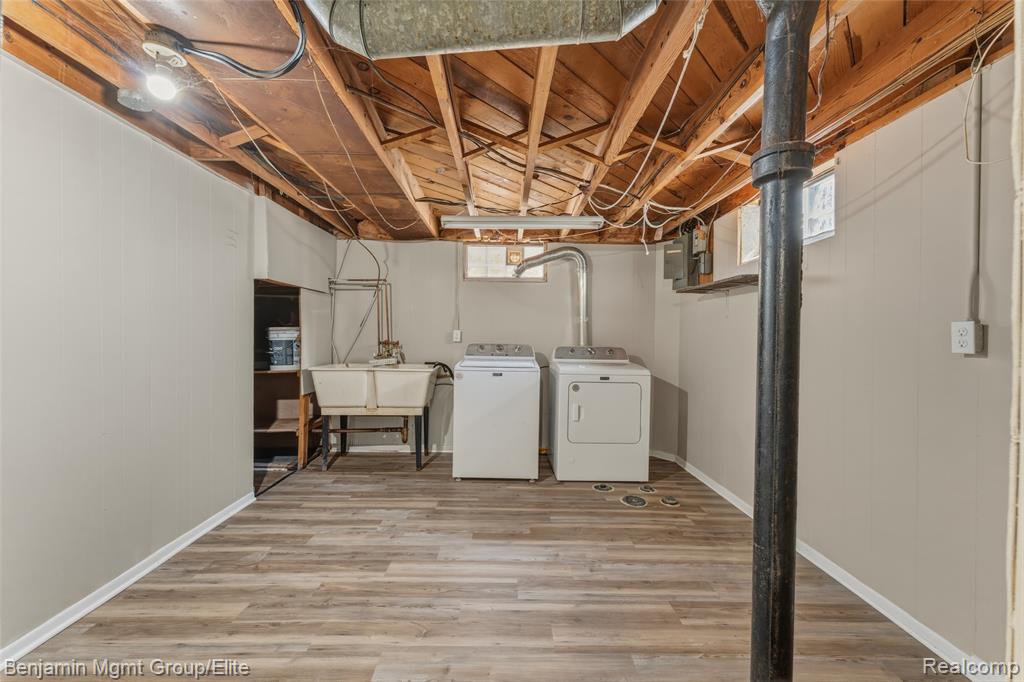 22584 Marine Avenue, Eastpointe, MI 48021 — Photo 25