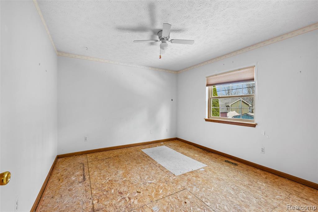 3778 Ponchartrain Drive, Pinckney, MI 48169 — Photo 16