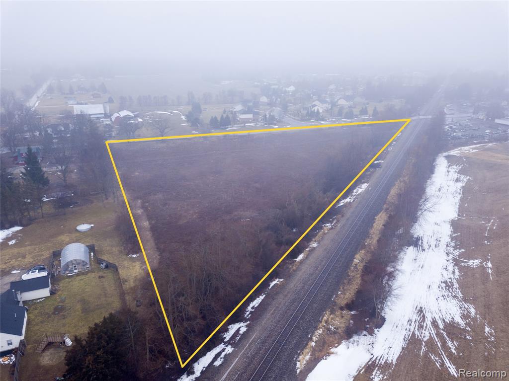 10467 Willis Road, Willis, MI 48191