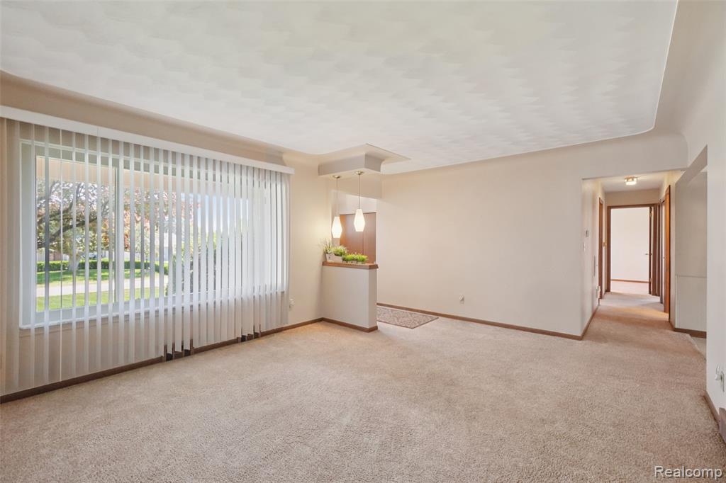 54829 Starlite Drive, Shelby Twp, MI 48316 — Photo 5