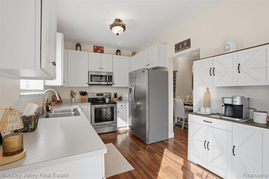 1627 Newgate Lane, Howell, MI 48843 — Photo 2