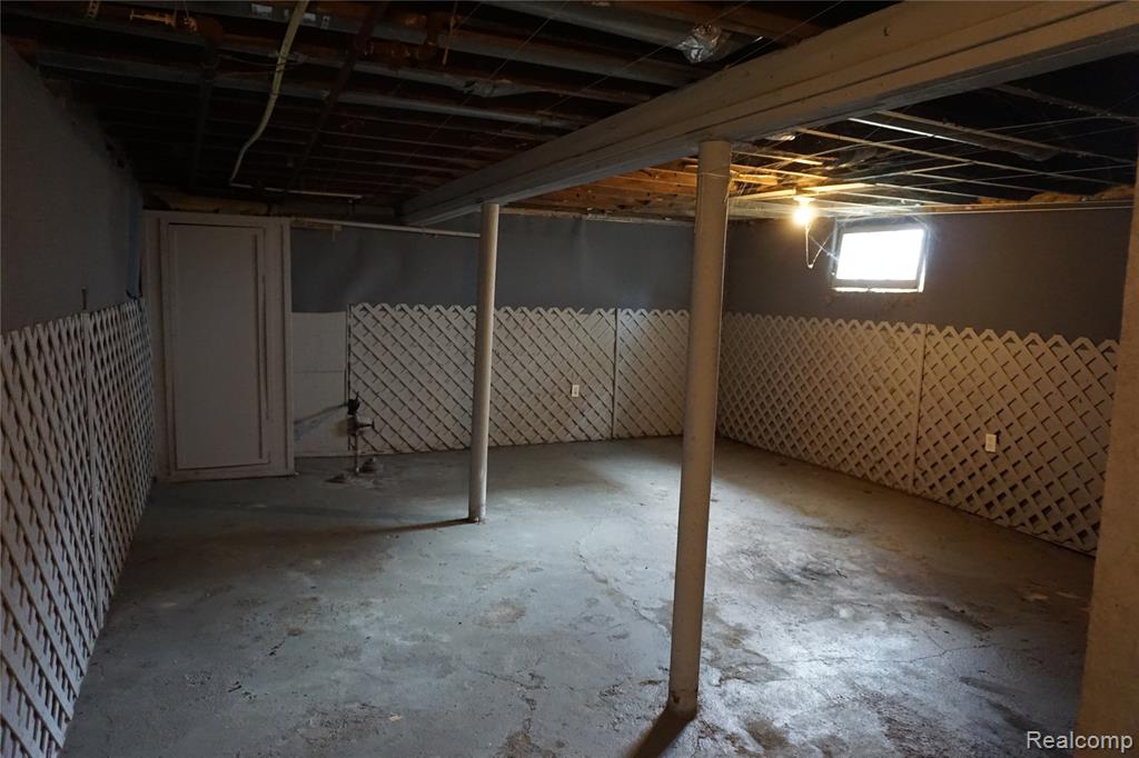 4209 CUSTER Avenue, Flint, MI 48507 — Photo 28