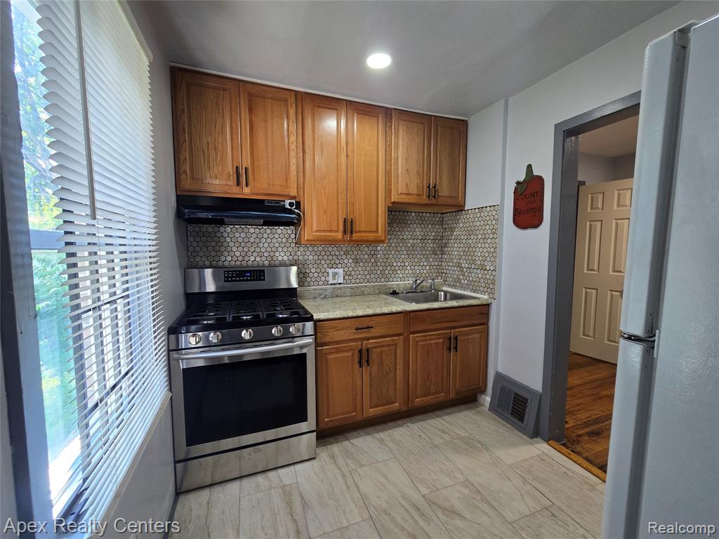 7671 - 7675 Evergreen Avenue, Detroit, MI 48228 — Photo 21
