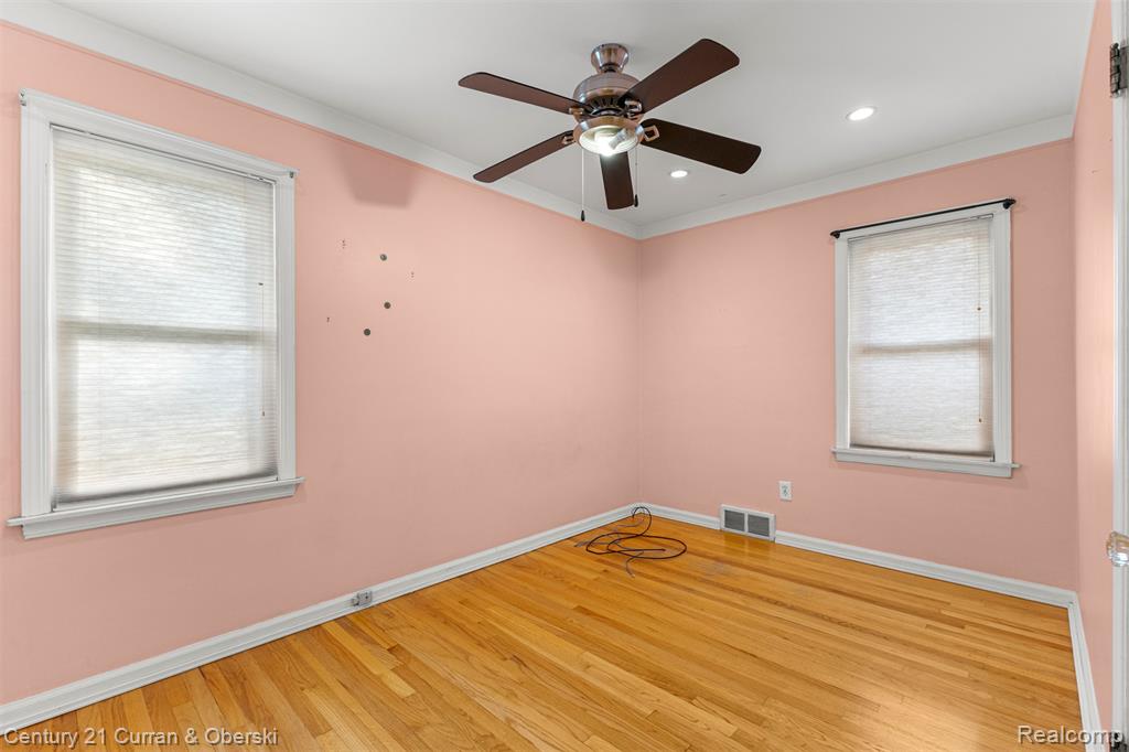 9299 Becker Avenue, Allen Park, MI 48101 — Photo 22