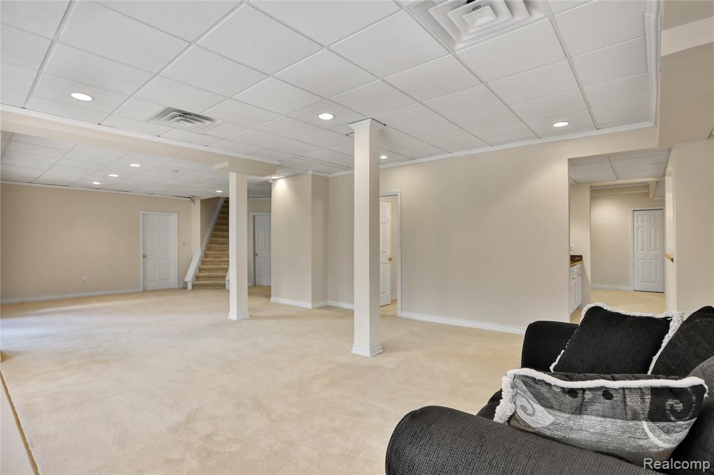 5826 Murfield Drive, Rochester, MI 48306 — Photo 60