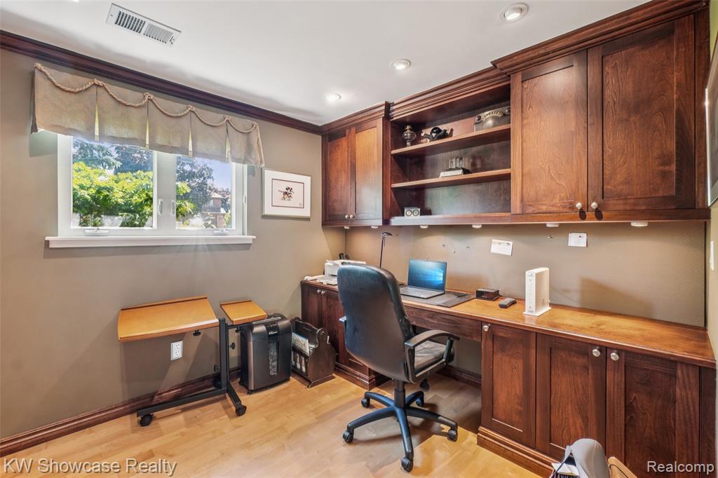474 Beverly Island Drive, Waterford, MI 48328 — Photo 23