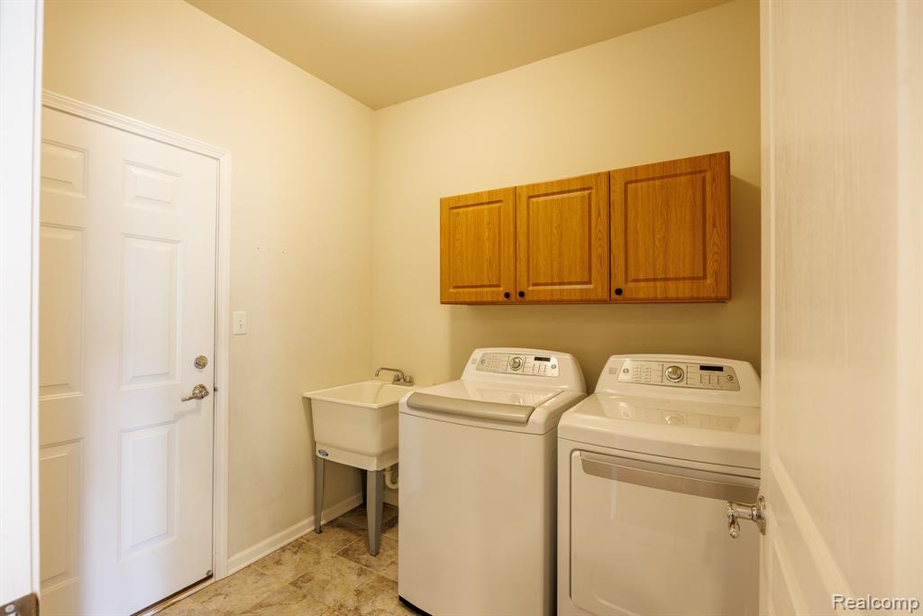 9385 Sand Hill Drive, Grand Blanc, MI 48439 — Photo 20