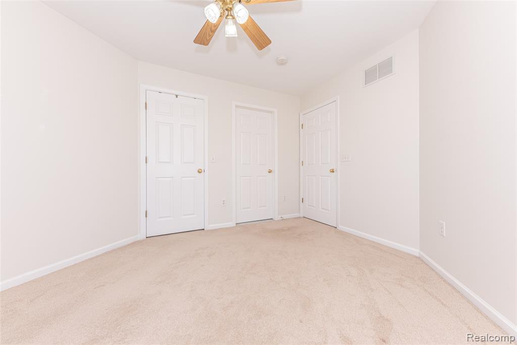 41861 Yeats Drive, Novi, MI — Photo 15