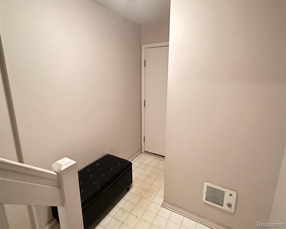 7 GEORGETOWN, Dearborn, MI 48126 — Photo 22