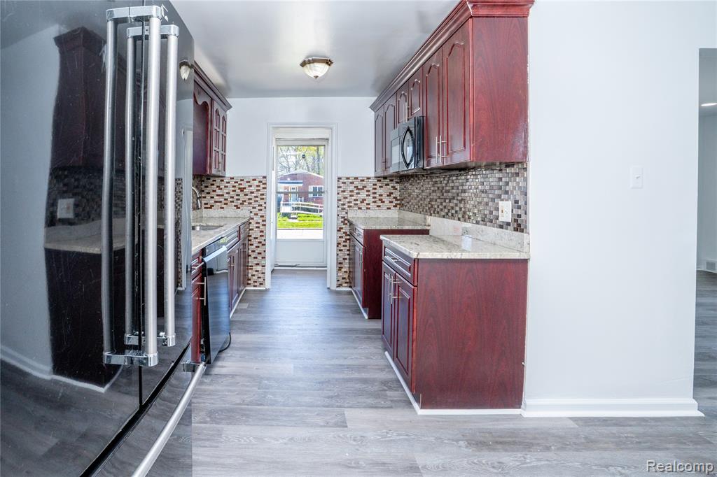 24628 Currier Street, Dearborn Heights, MI 48125 — Photo 13