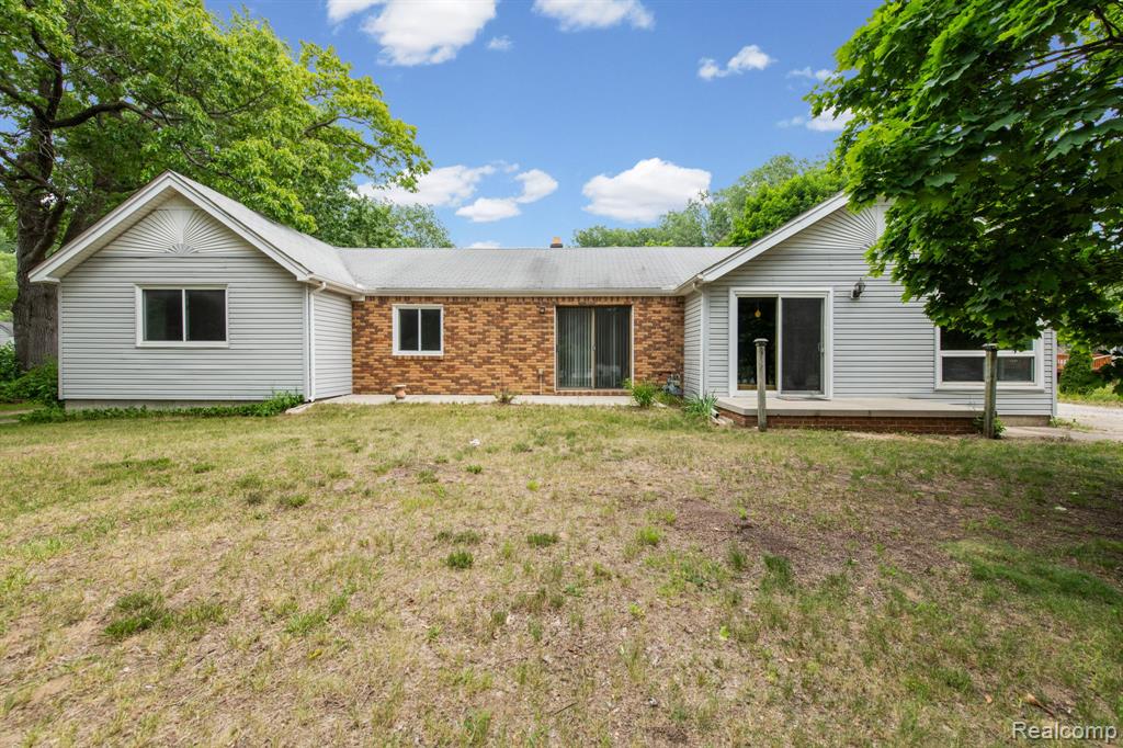 19227 Gudith Road, Trenton, MI 48183 — Photo 3