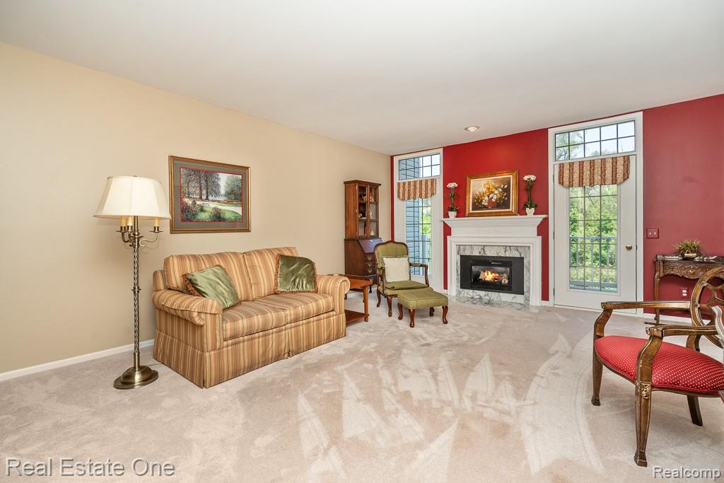 5936 Creekside Drive, 87, Troy, MI 48085 — Photo 4