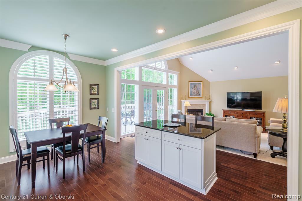 439 COVINGTON Court, Northville, MI 48168 — Photo 13
