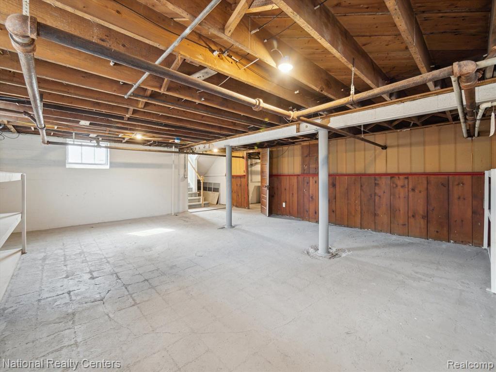 422 HENDRIE Boulevard, Royal Oak, MI 48067 — Photo 36