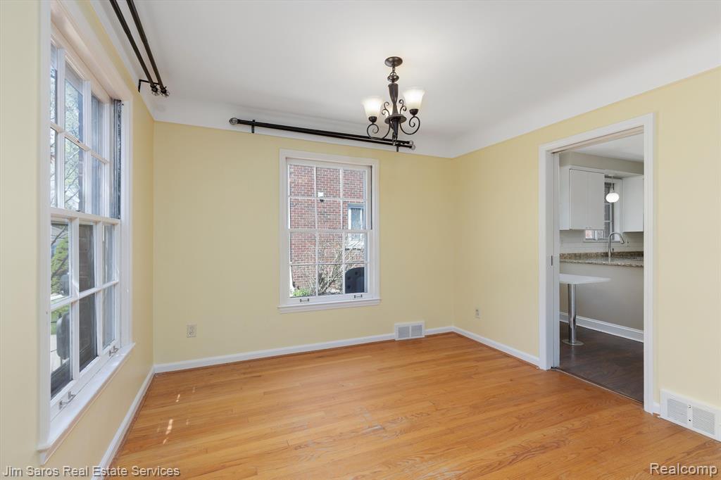 743 HARCOURT Road, Grosse Pointe Park, MI 48230 — Photo 6