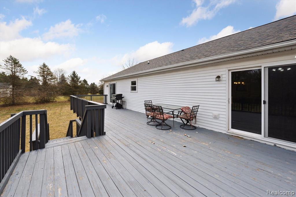 5817 CARTER, Howell, MI 48843 — Photo 38