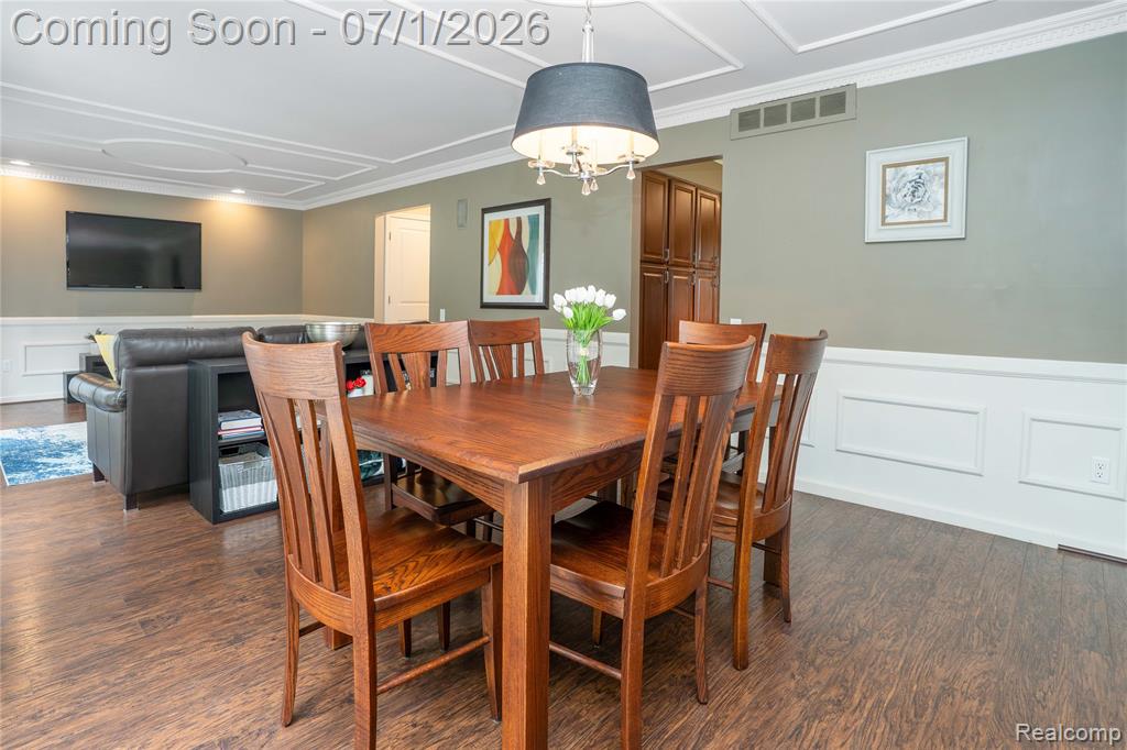 5441 Langlewood Drive, West Bloomfield, MI — Photo 18