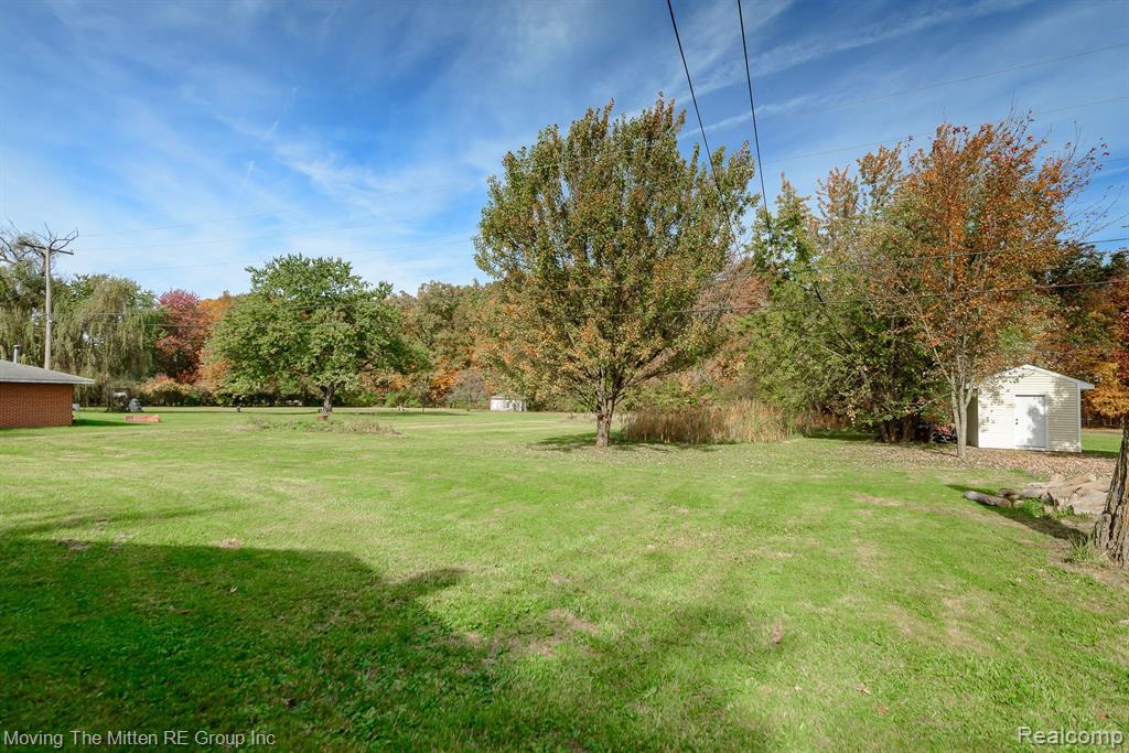 43654 CROWLEY Road, Van Buren, MI 48111 — Photo 38