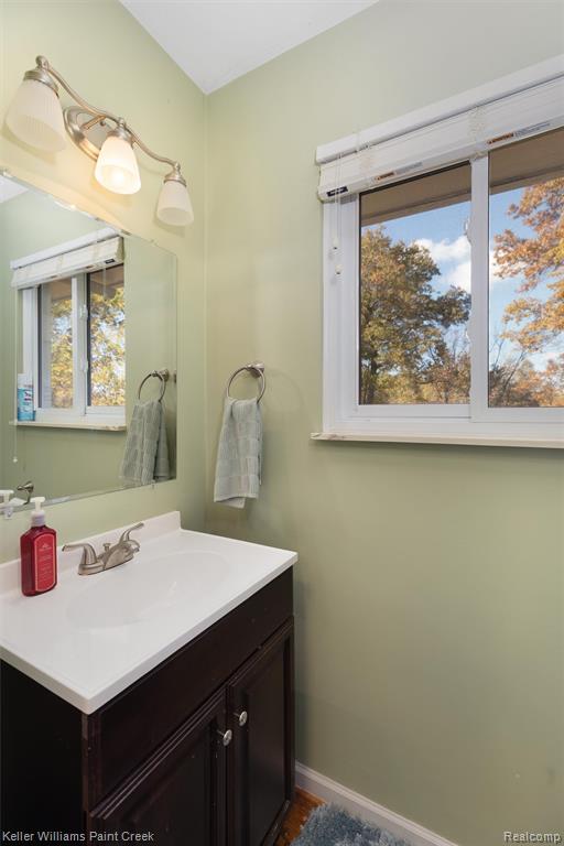 420 Dons Court, Ortonville, MI 48462 — Photo 11