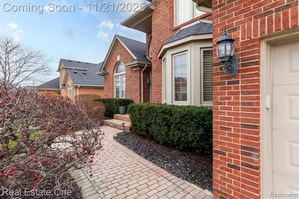 48082 Prestwyck Drive, Macomb, MI 48044 — Photo 39