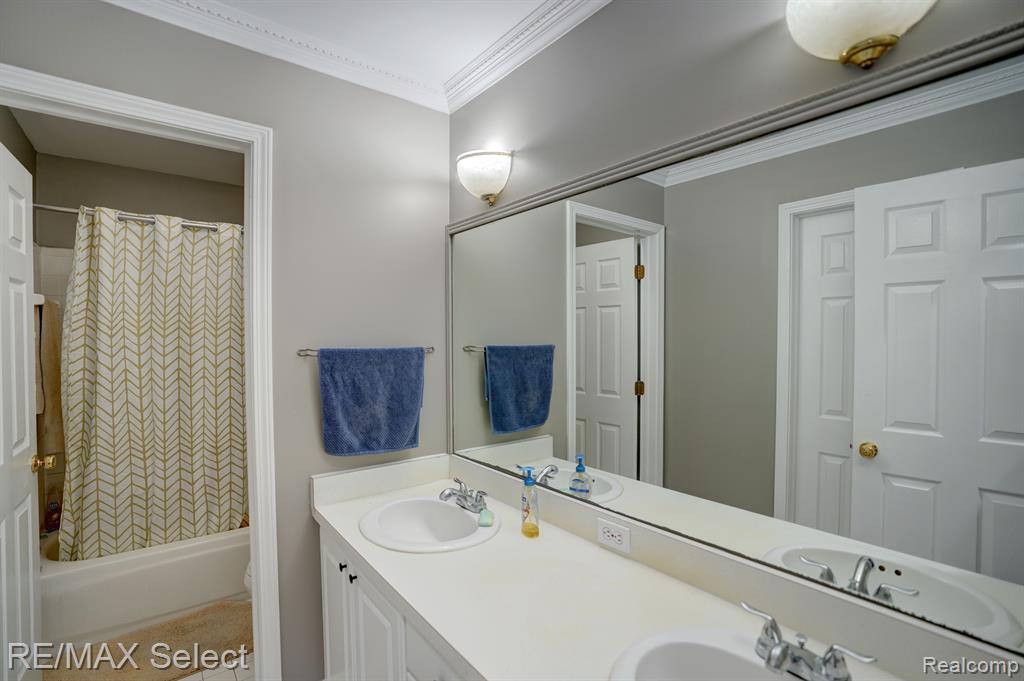 4014 PINE RIDGE, Fenton, MI 48430 — Photo 42