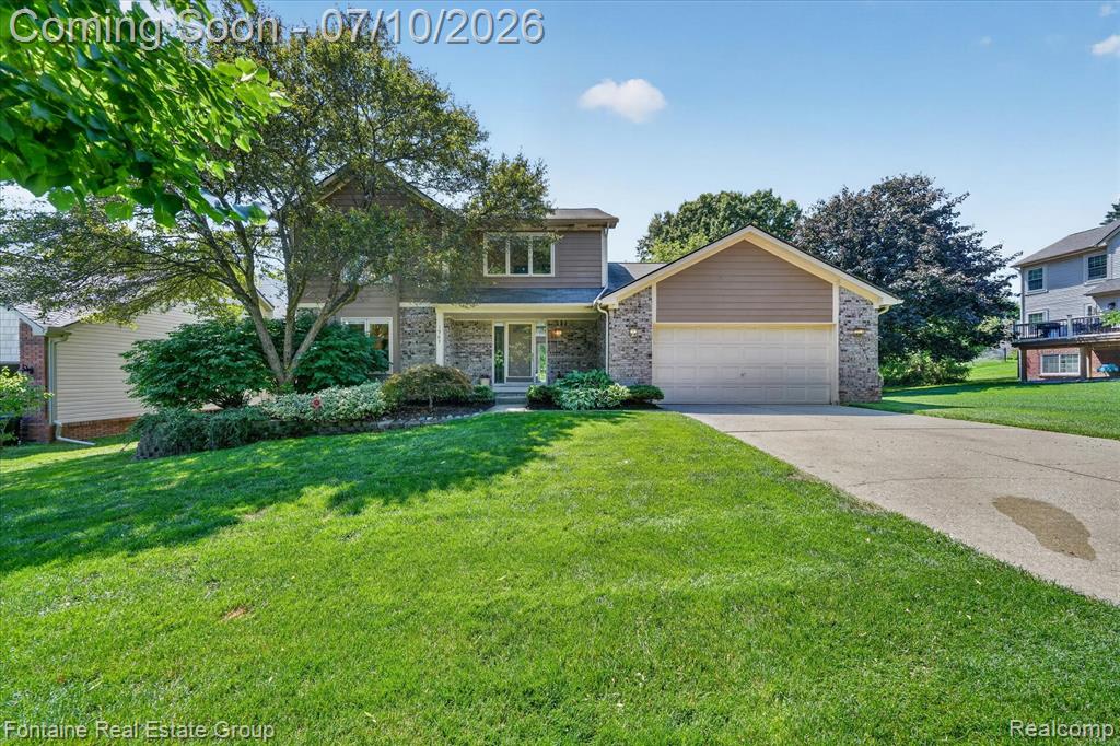 1963 Willowicke Drive, Wixom, MI 48393